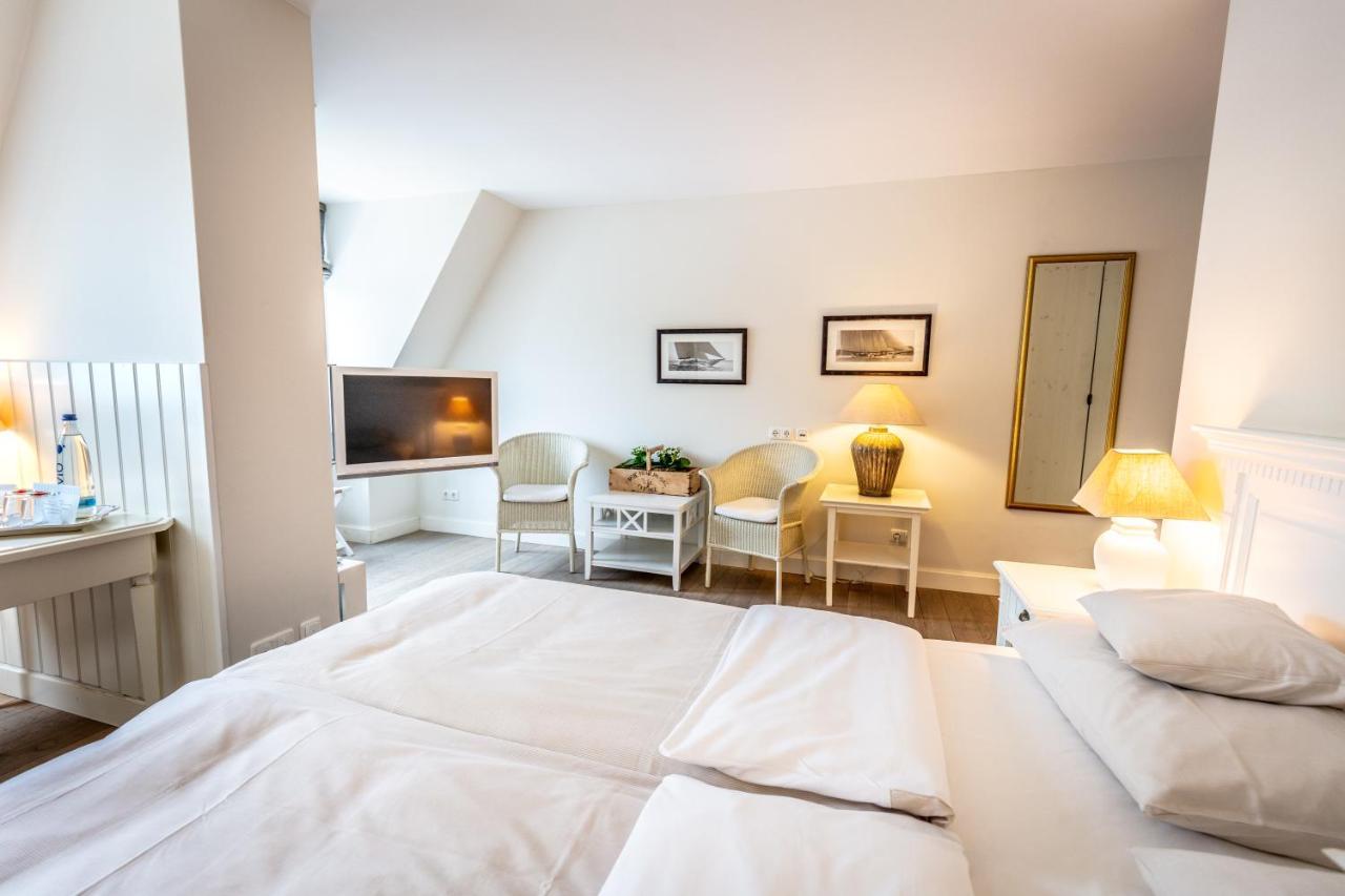 Strandhotel Glücksburg Buitenkant foto